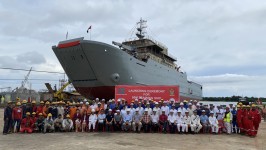 Hull 987 Launching Ceremony